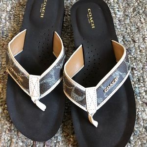 New Coach Judy sandals 9.5